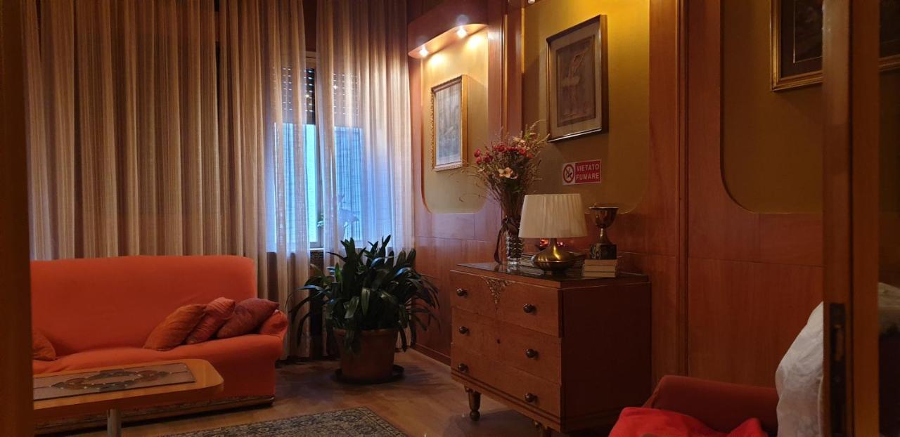 Ristorante Albergo Roma Legnano Exterior photo